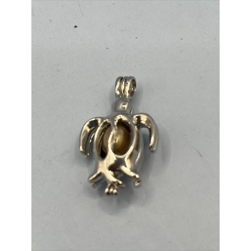 Wish Pearl Cage Sea Turtle Pendant White/Cream Pearl